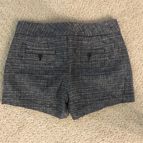 Shorts - Picture 2 of 3